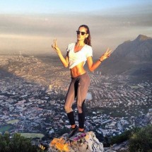 FITNESS GIRLS III — 24