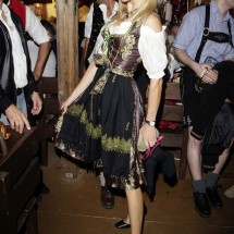 Gorące Oktoberfest, czyli dziewczyny i piwo! — 30