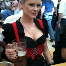 Gorące Oktoberfest, czyli dziewczyny i piwo! — 7