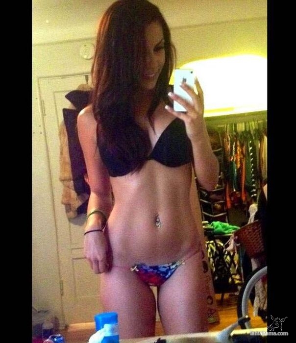 Self shots of Playboy girls - Pictures nr 2