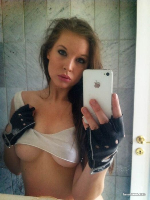 Self shots of Playboy girls - Pictures nr 4