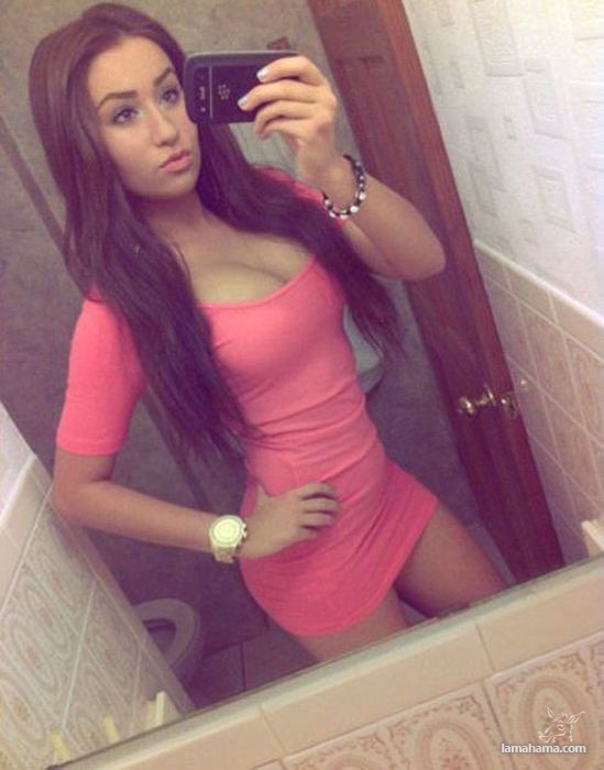 Girls in tight dresses IX - Pictures nr 33