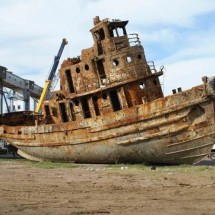 Shipwrecks — 16