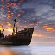 Shipwrecks — 3