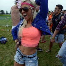 Girls in tight shorts — 5