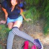 Gorące dziewczyny i ich kolorowe skarpetki — 15