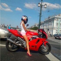 Hot girls in the streets — 41