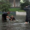 People having fun with Hurricane Irene - Pictures nr 23