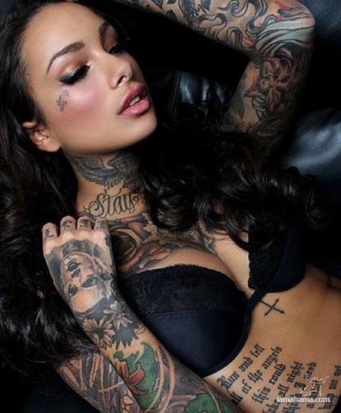 Girls with tattoos - Pictures nr 37