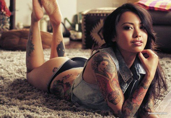Girls with tattoos - Pictures nr 8