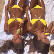 Dziewczyny w bikini — 37