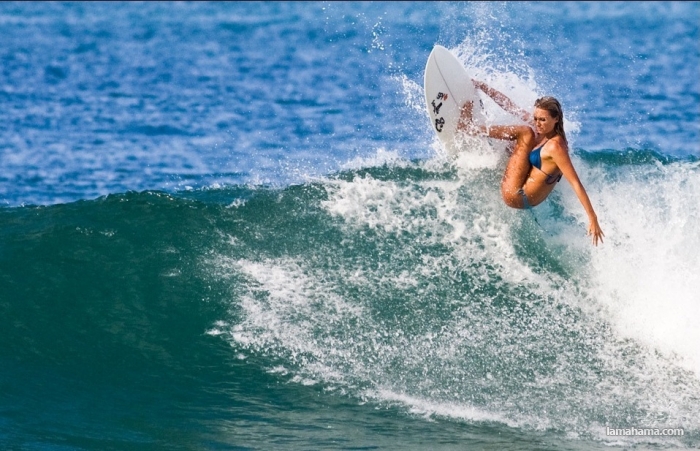 Beautiful girls surfing - Pictures nr 9