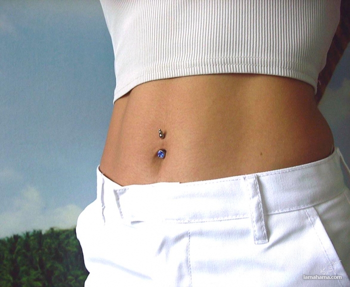 Girls with belly button rings - Pictures nr 13