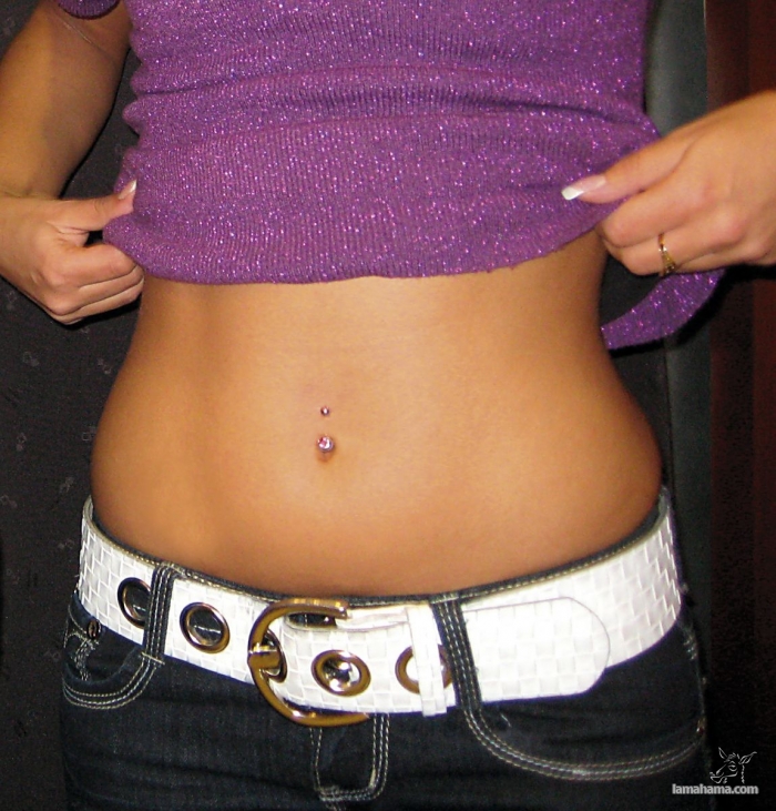 Girls with belly button rings - Pictures nr 37