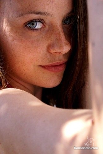 Girls with freckles - Pictures nr 25