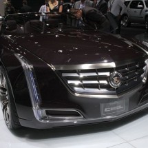 Cars and girls of Frankfurt Auto Show 2011 — 13