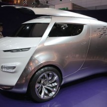 Cars and girls of Frankfurt Auto Show 2011 — 15