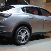 Cars and girls of Frankfurt Auto Show 2011 — 57