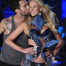 Victoria Secret Fashion Show — 33