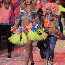 Victoria Secret Fashion Show — 45