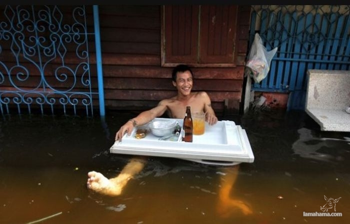 Ciekawe sposoby na powódź w Tajlandii - Zdjecie nr 5