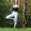 Poranna Yoga z Jordan Carver — 19