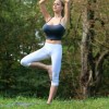 Morning Yoga with Jordan Carver - Pictures nr 19