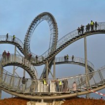 Pierwszy na świecie pieszy rollercoaster — 12