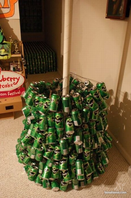 How to make a Christmas tree with beer cans? - Pictures nr 6