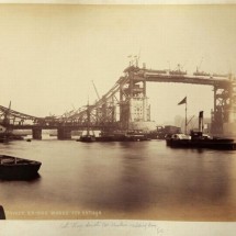 Stare fotki z budowy London Tower Bridge — 15