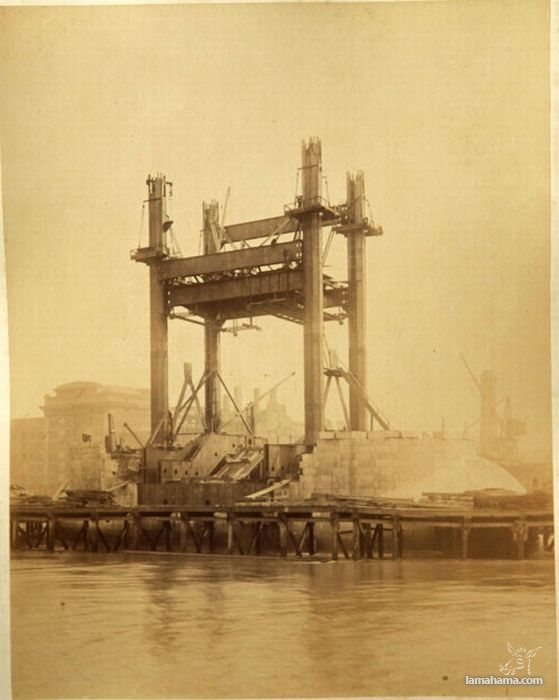 Old photos from the construction of London Tower Bridge - Pictures nr 1