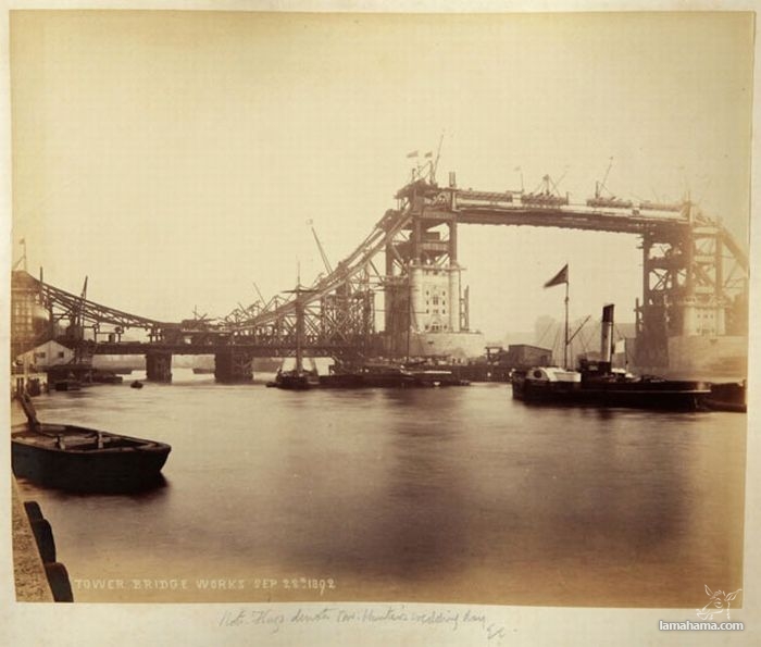 Old photos from the construction of London Tower Bridge - Pictures nr 15