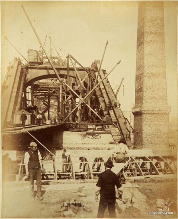 Old photos from the construction of London Tower Bridge - Pictures nr 2