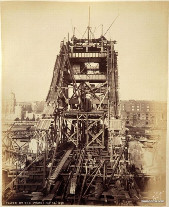 Stare fotki z budowy London Tower Bridge - Zdjecie nr 3