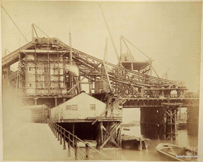 Stare fotki z budowy London Tower Bridge - Zdjecie nr 8