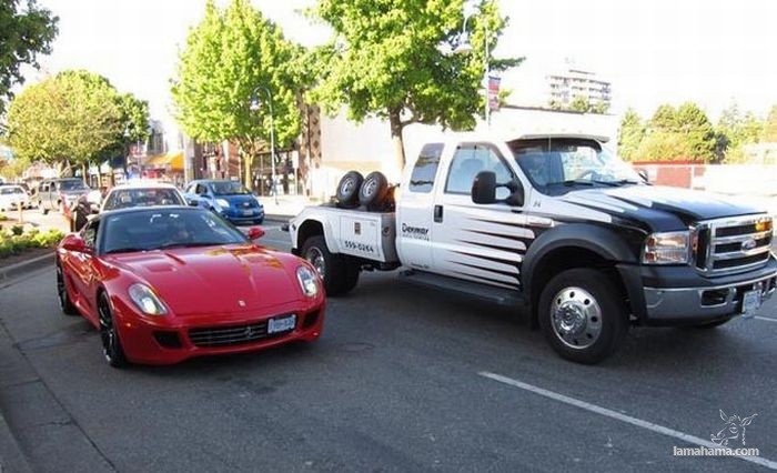 Confiscated 13 cars for racing in Vancouver - Pictures nr 3