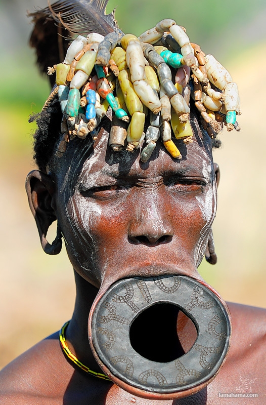 Women from the Mursi tribe - Pictures nr 2