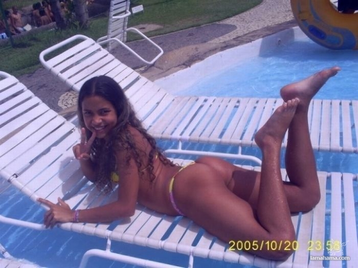 Girls from brazilian beach - Pictures nr 17