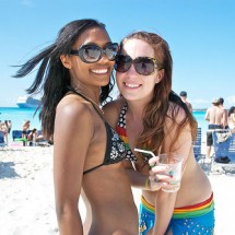 Dziewczyny z rejsu Holy Ship — 39