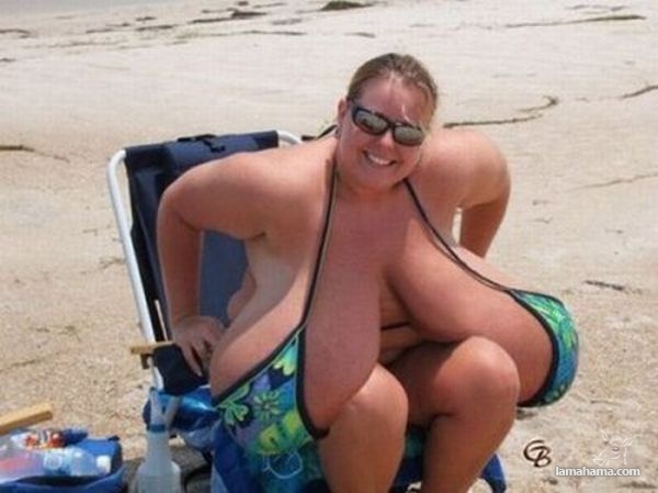 Extremely huge breasts - Pictures nr 9