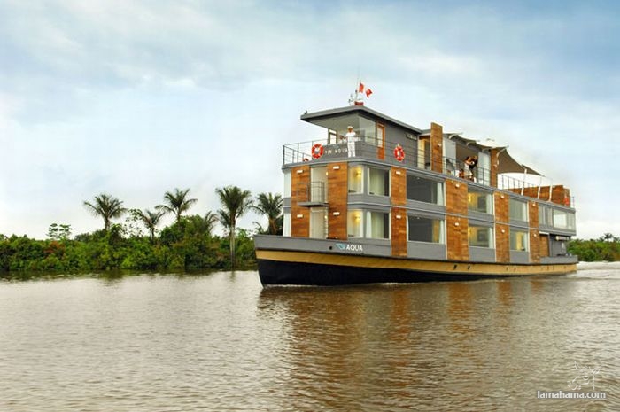 Luxury floating hotel at Amazon river - Pictures nr 10