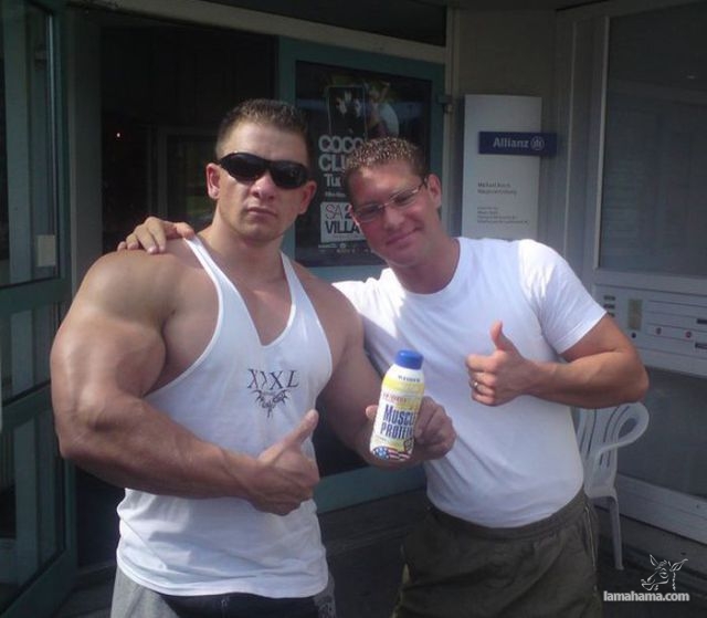 Big Muscle Guys - Pictures nr 2