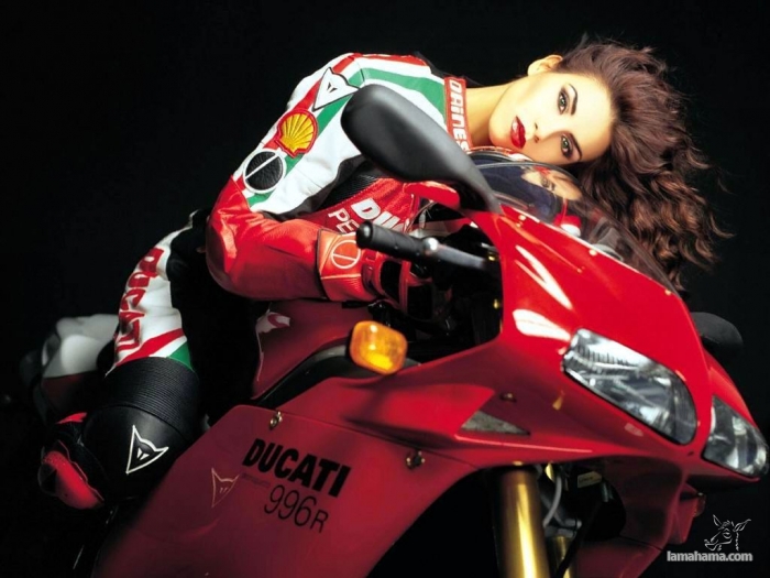 Ducati girls - Pictures nr 44
