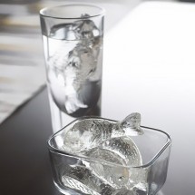 Creative ice cube trays — 16