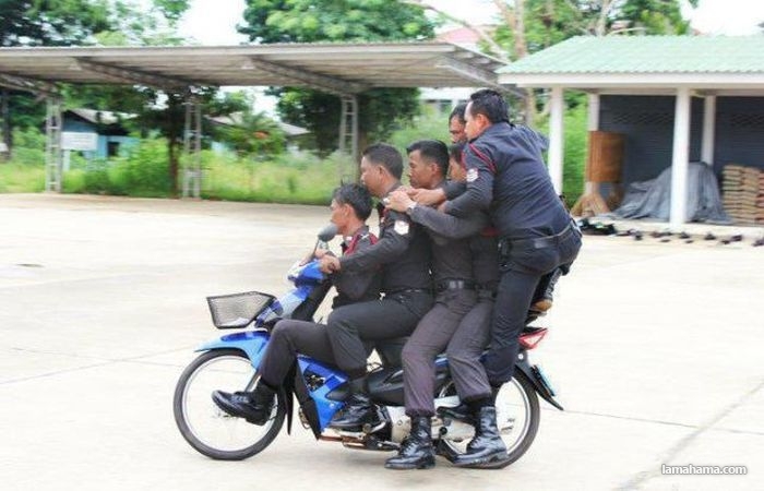 Funny situations involving the cops - Pictures nr 52