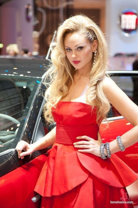Girls from Geneva Motor Show 2012 - Pictures nr 10