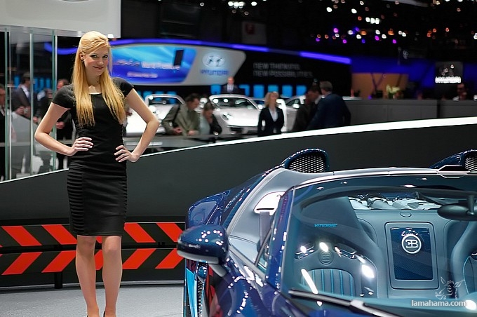Girls from Geneva Motor Show 2012 - Pictures nr 29