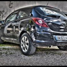 Wspaniałe zdjęcia samochodów w technice HDR — 12
