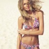 Dziewczyny w bikini — 29