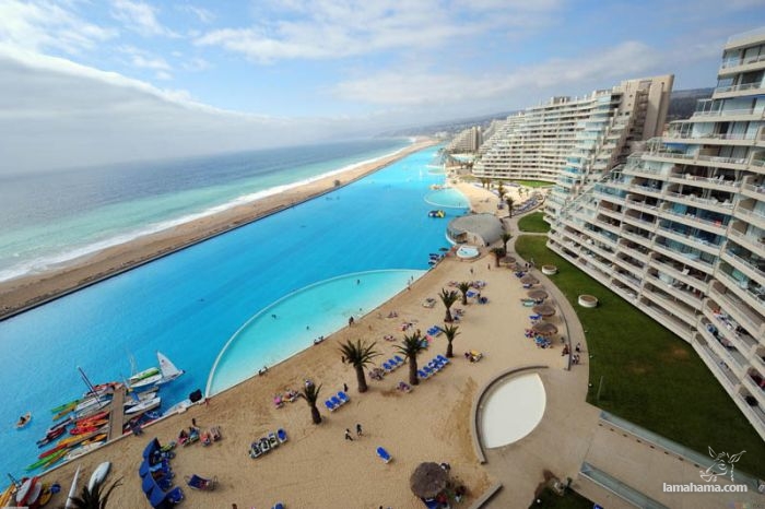 The biggest swiming Pool - San Alfonso del Mar Resort - Pictures nr 15